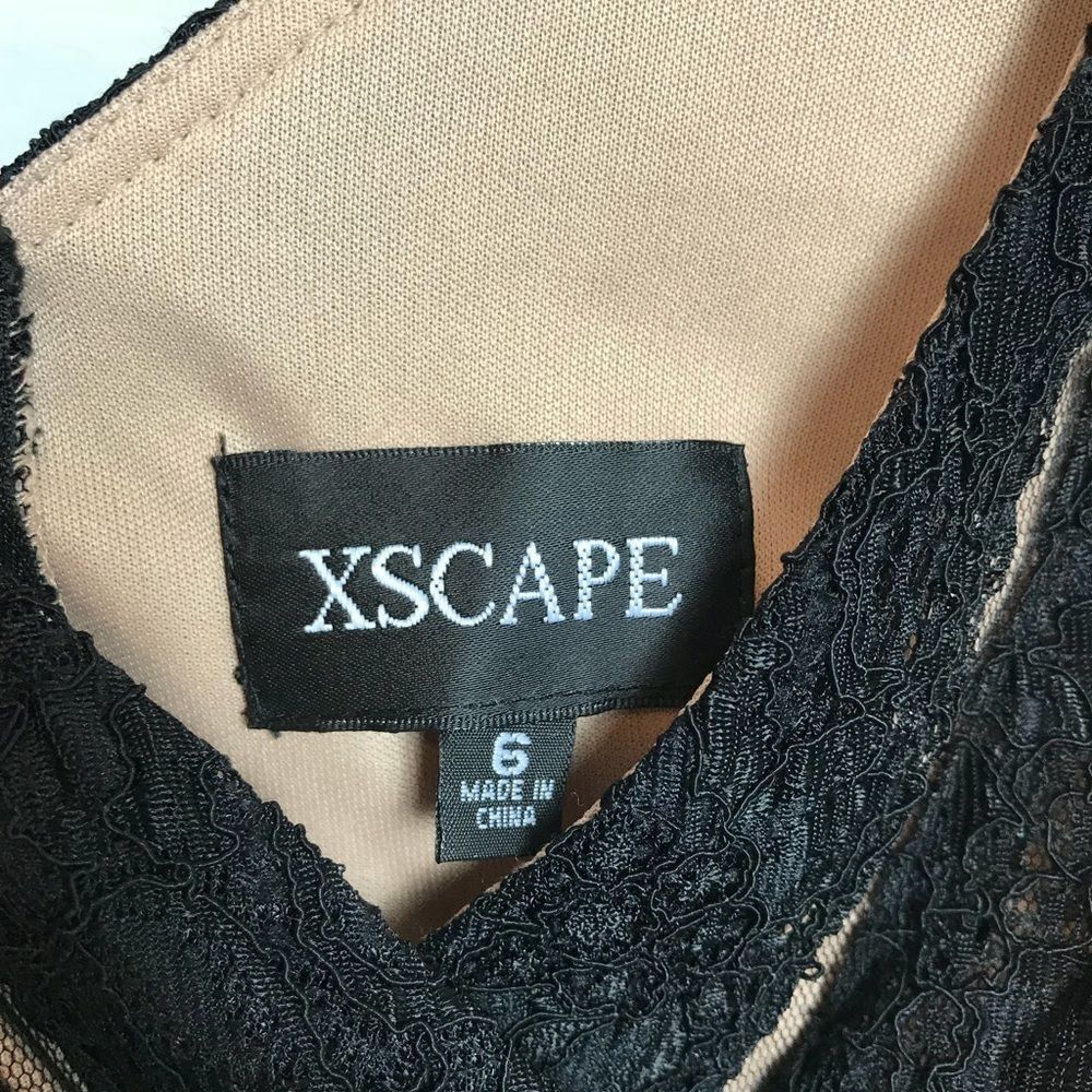 Xscape Gorgeous Medium Size 6 Black Lace V Neck Sleeveless Cocktail Dress - Picture 3 of 4